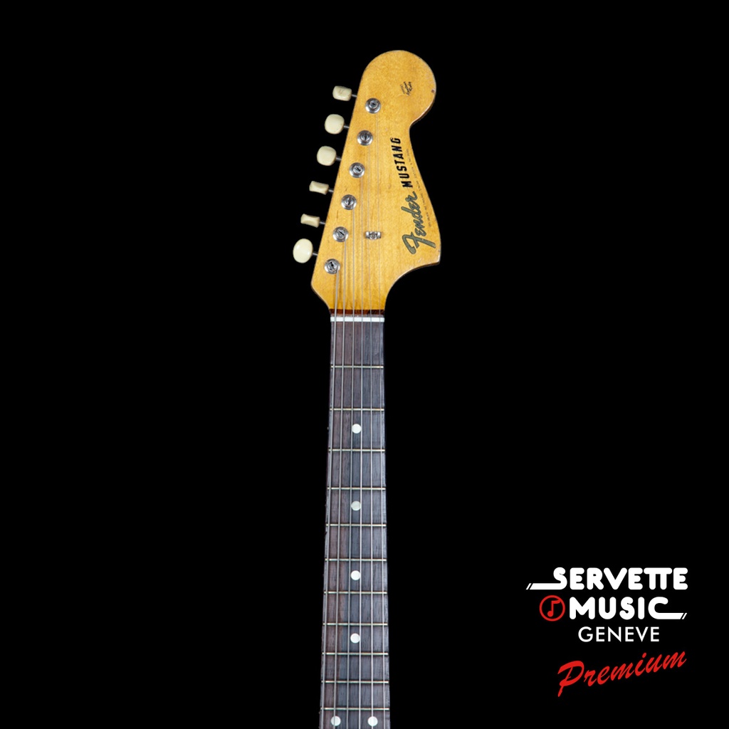 Fender Mustang 1965 Blue Sparkle 3